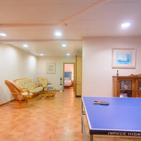 Tatil Evi San Pedro 6 Bedroom Villa, Heated Pool, Bbq, Wifi *