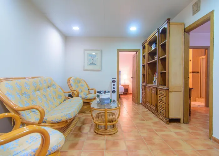 Сasa de vacaciones San Pedro 6 Bedroom Villa, Heated Pool, Bbq, Wifi Marbella