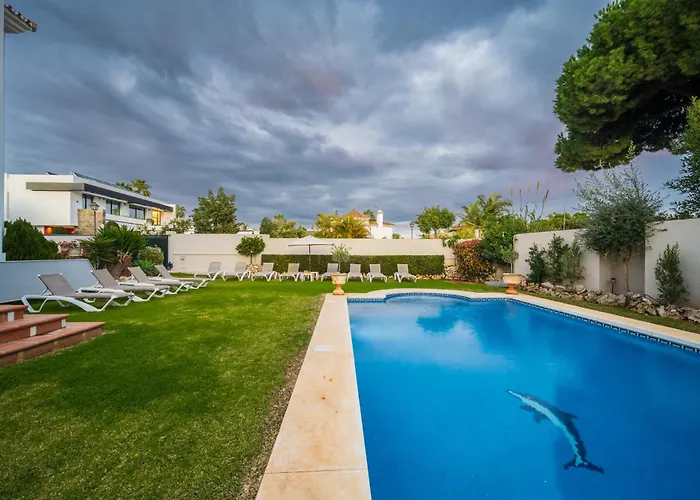 San Pedro 6 Bedroom Villa, Heated Pool, Bbq, Wifi Marbella